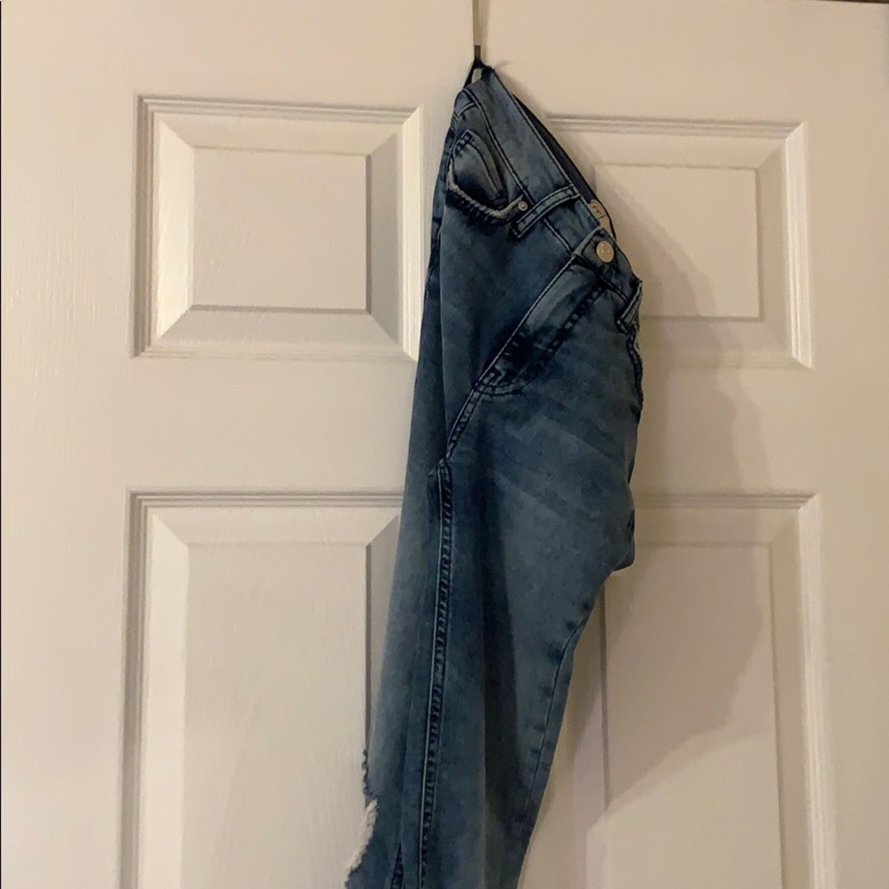 !!NEW!! Free People Ripped Jeans